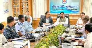চট্টগ্রামের বাণিজ্যিক সম্ভাবনা বিকাশে শিল্পপ্রতিষ্ঠান ক্ষতিগ্রস্ত না করে সড়ক উন্নয়ন করা হবে: চসিক মেয়র